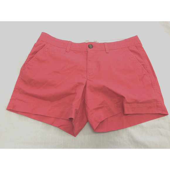 Old Navy Pants - 🍎🍎🍎 OLD NAVY WOMENS SHORTS SIZE 6 🍎🍎🍎